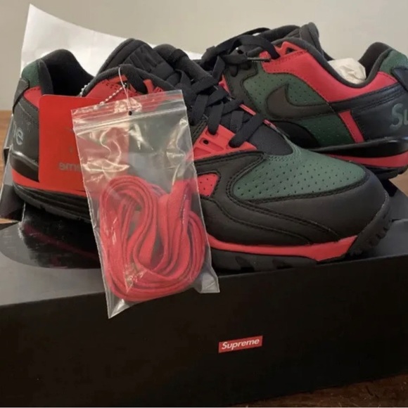 Supreme Nike Air Cross Trainer 3 - Picture 3 of 7